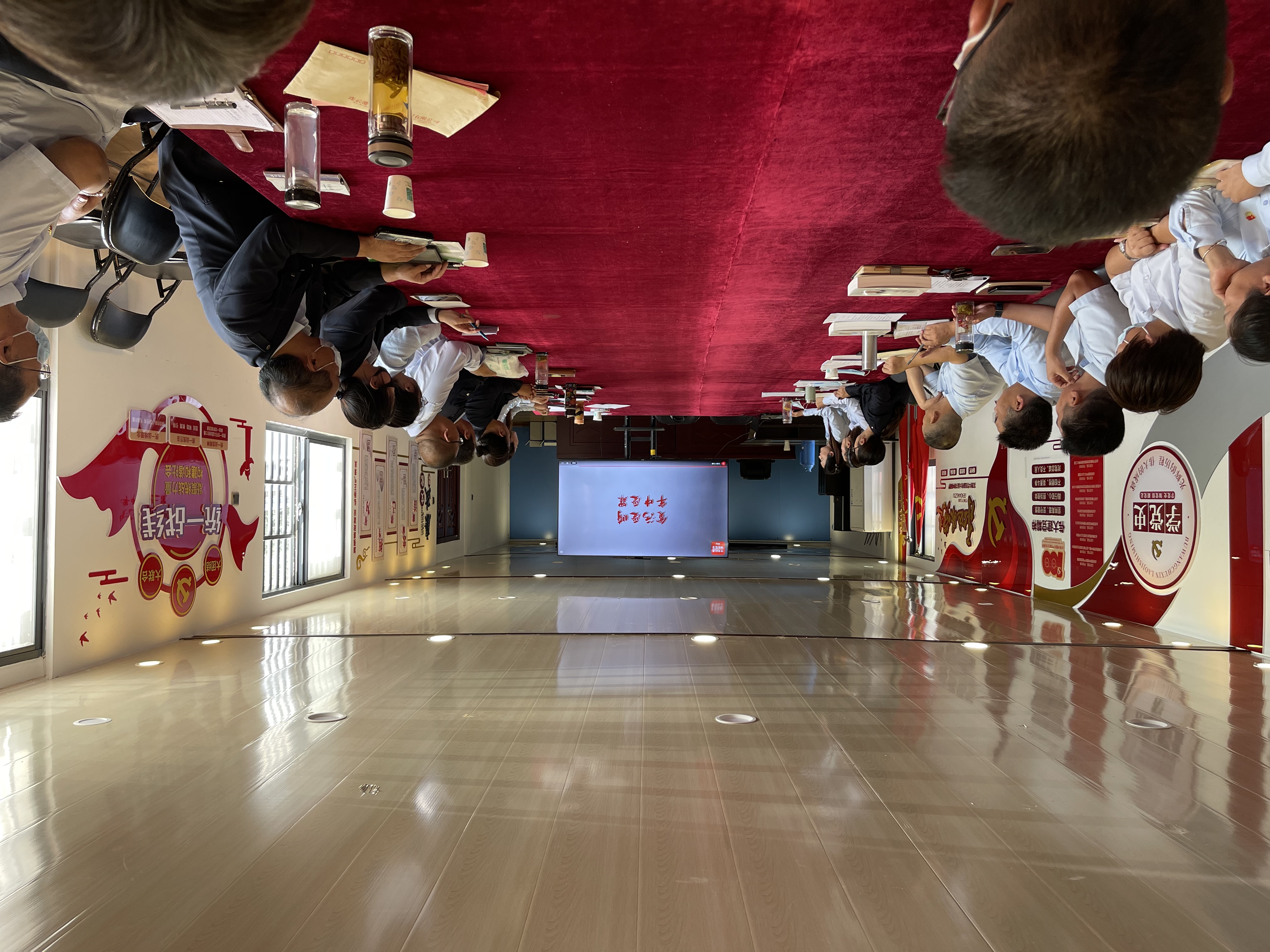 公交集團(tuán)公交事業(yè)一部黨支部組織觀看清廉中國微視頻