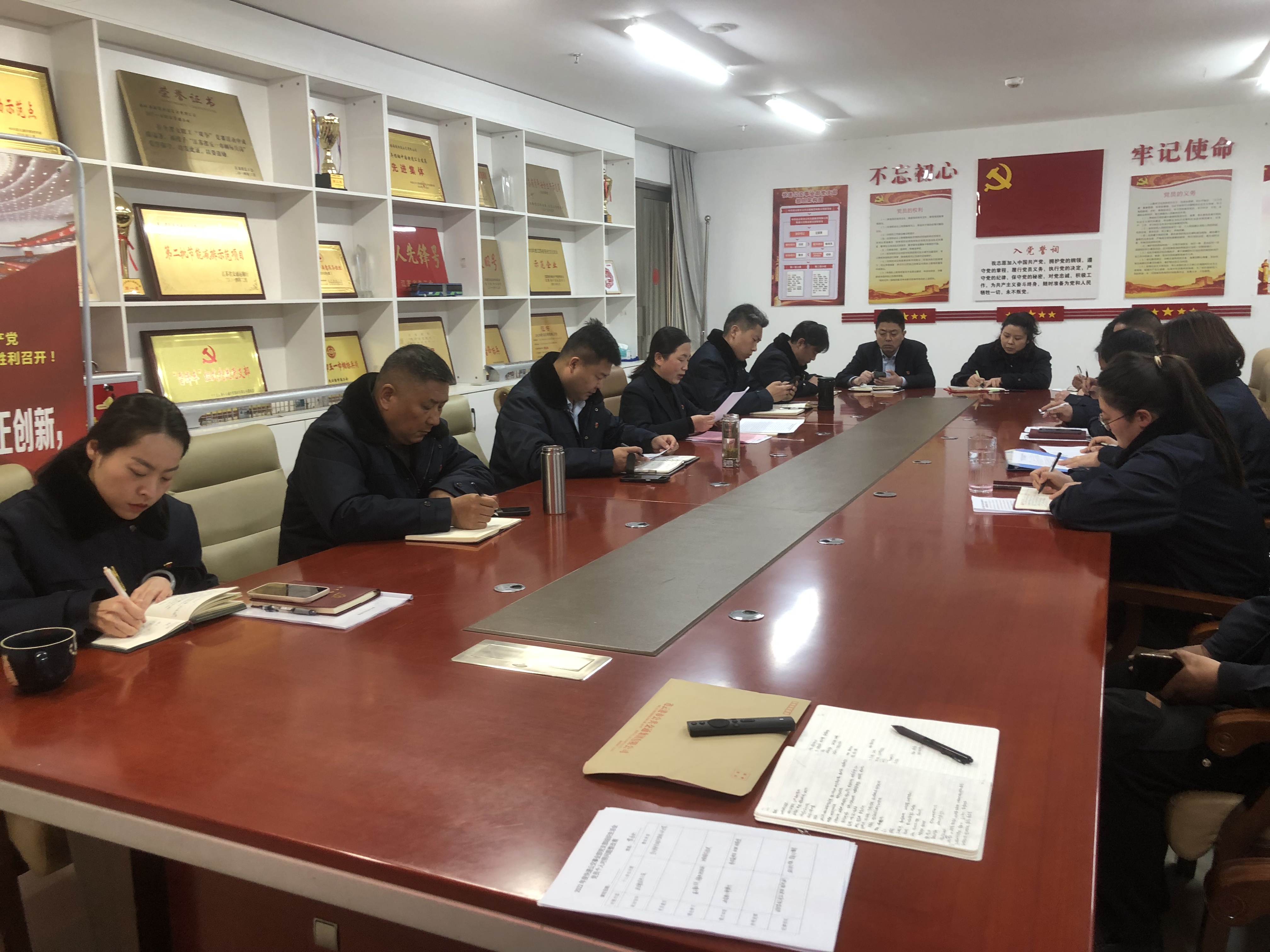 公交集團快速公交事業(yè)部理論學(xué)習(xí)中心組（擴大）專題學(xué)習(xí)（第3次）