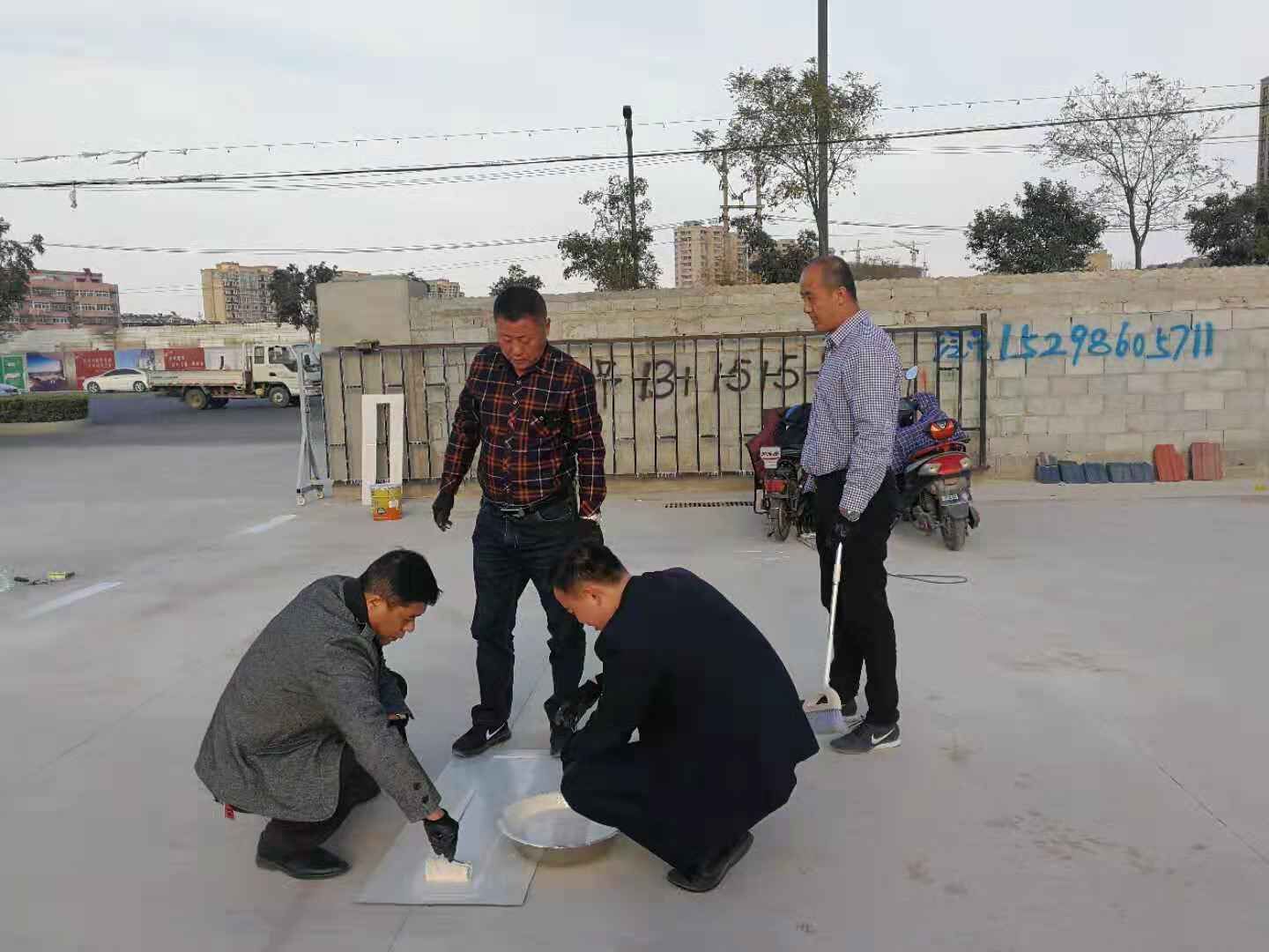 公交集團(tuán)海通公交公司開展新場站車位測量畫分工作