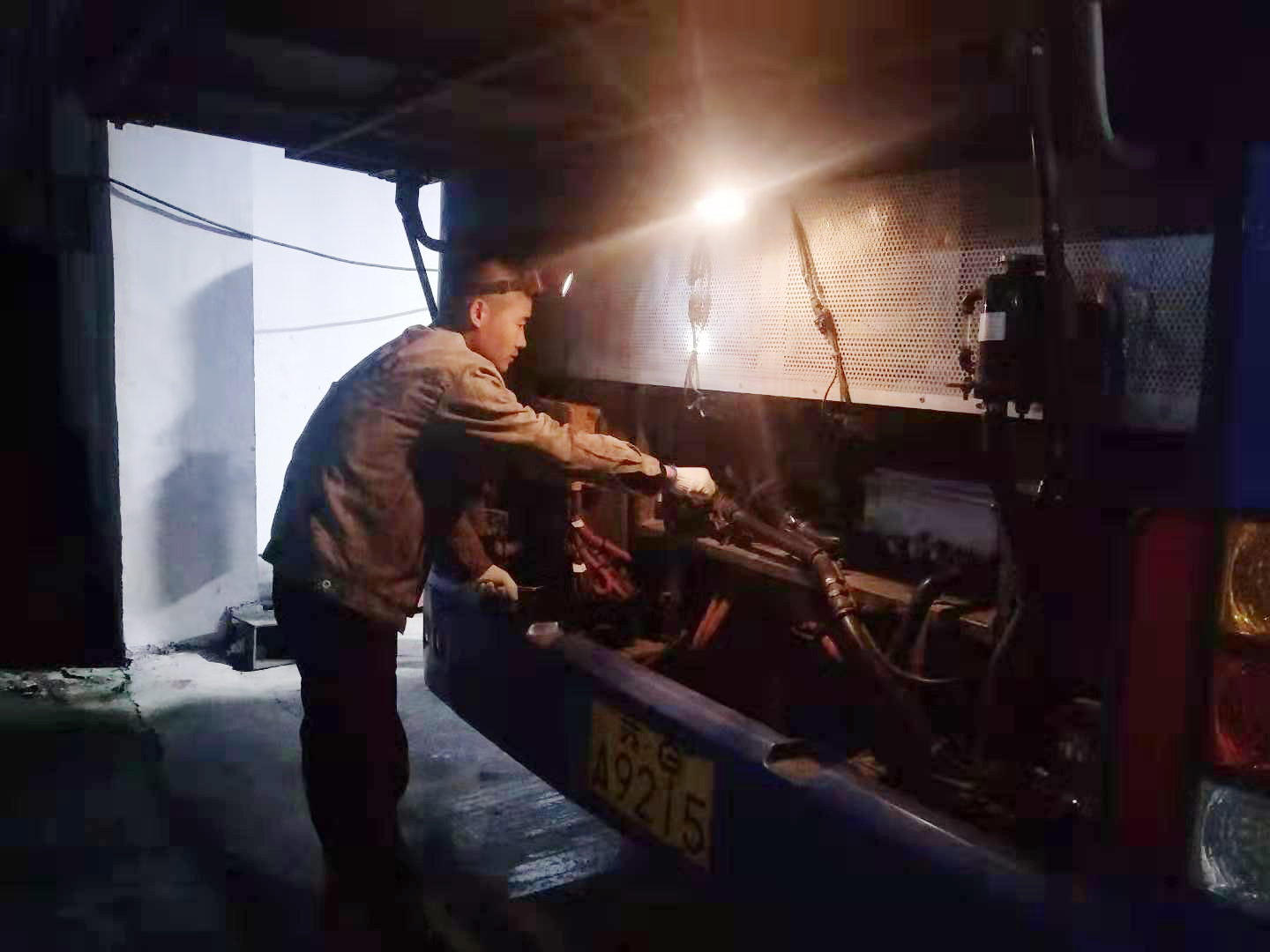 把安全責(zé)任扛在肩上——公交集團(tuán)汽車修理工李揚(yáng)