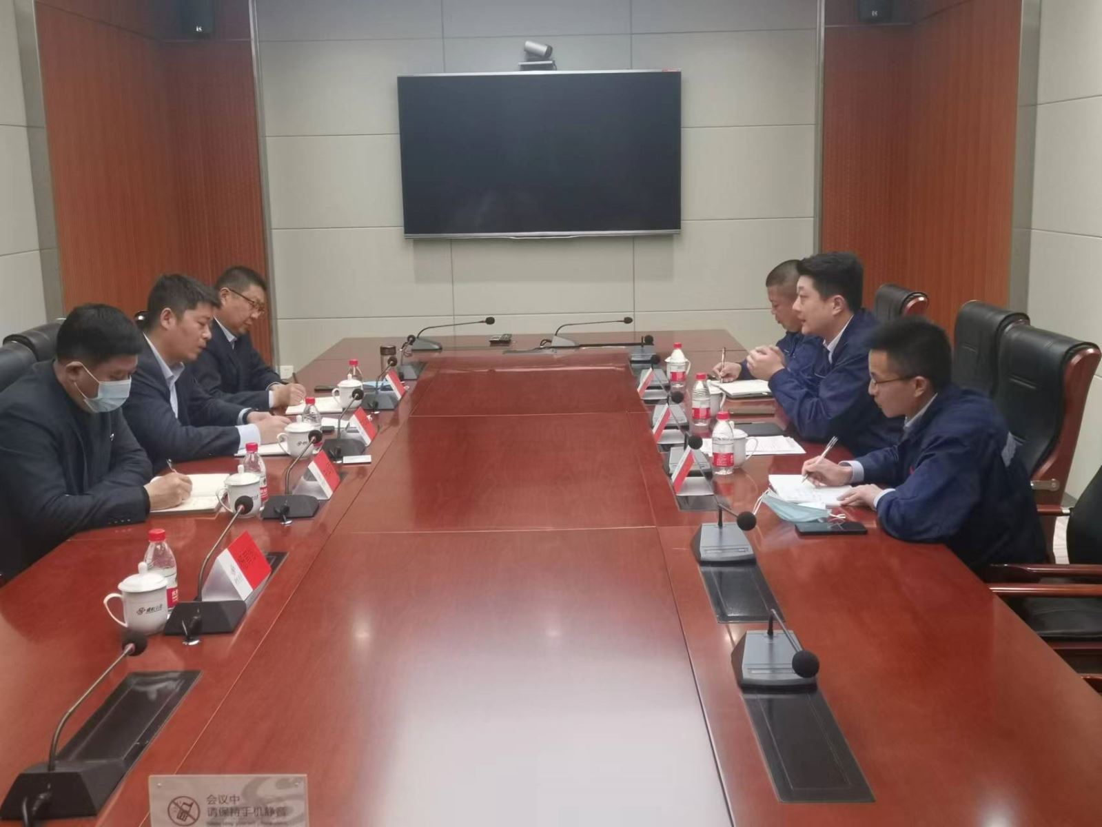 公交集團(tuán)赴盛虹石化集團(tuán)洽談業(yè)務(wù)合作