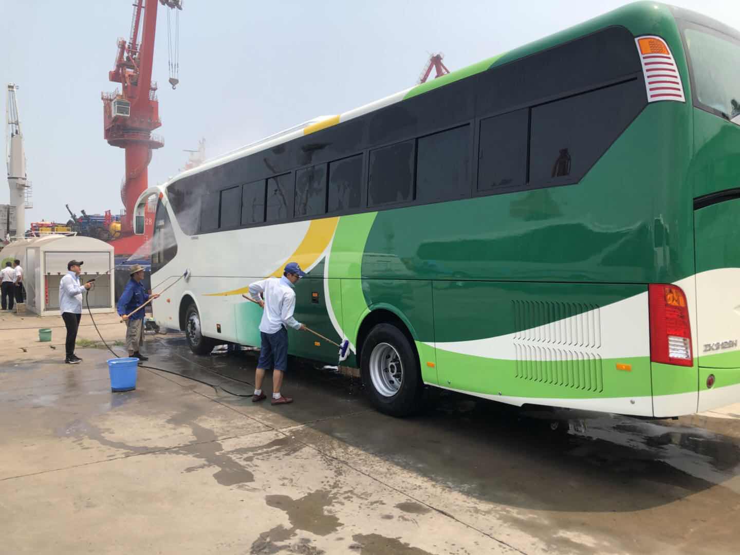 致敬高溫下的公交人（三）：烈日灼身，平安在心