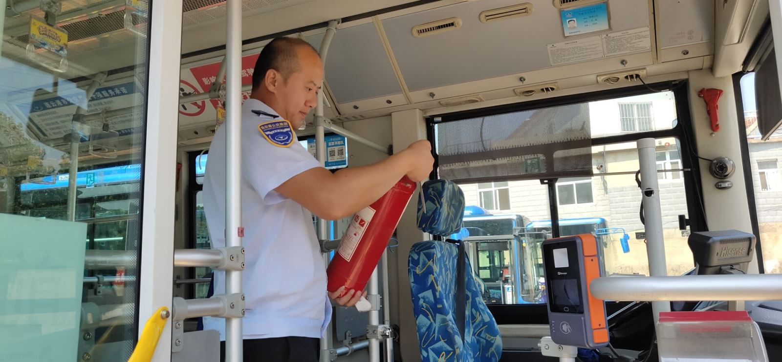 公交集團(tuán)公交事業(yè)一部開展停車場站安全隱患大排查活動