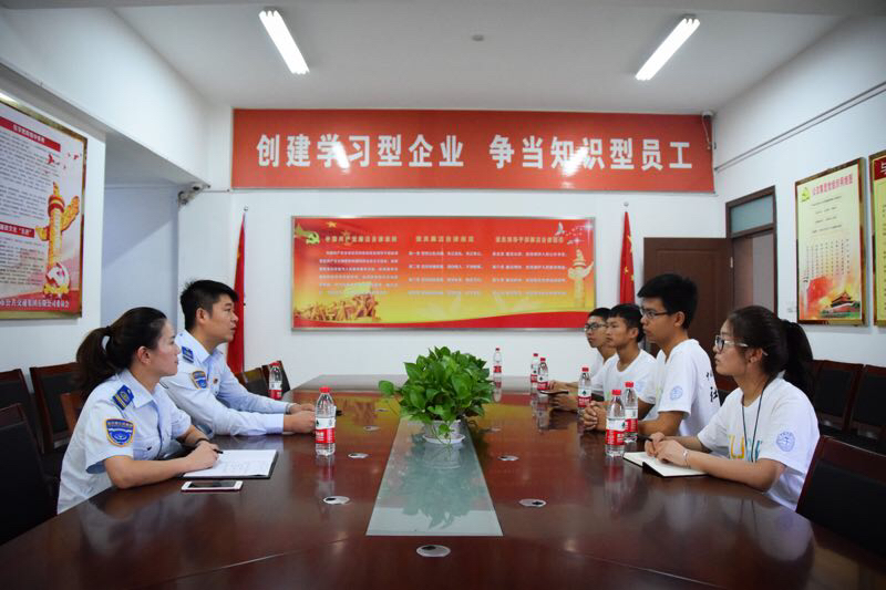 連云港市公交集團(tuán)積極配合中國(guó)地質(zhì)大學(xué)社會(huì)實(shí)踐團(tuán)完成社會(huì)實(shí)踐任務(wù)