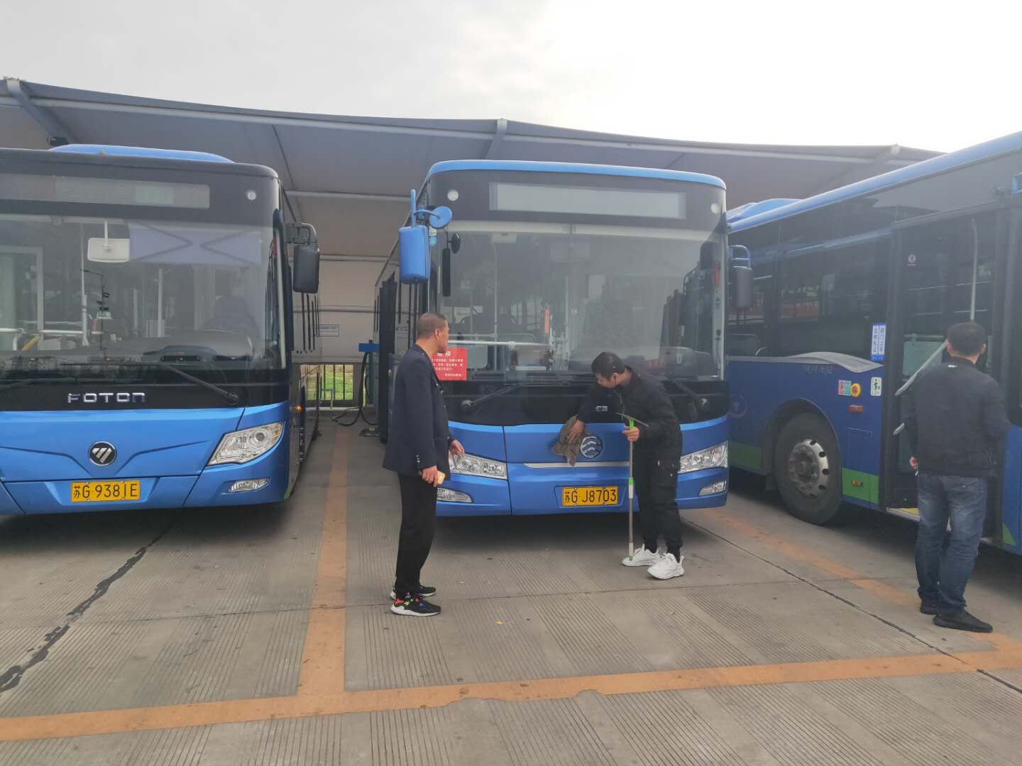 公交集團公交事業(yè)一部開展換季車輛專項檢查