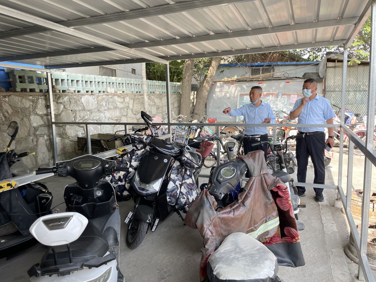 公交集團公交事業(yè)一部嚴格排查場站安全隱患 筑牢安全防線