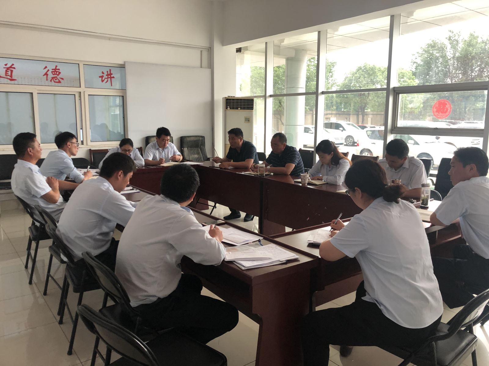 經(jīng)營發(fā)展事業(yè)部組織學習習近平總書記在企業(yè)家座談會上的講話精神