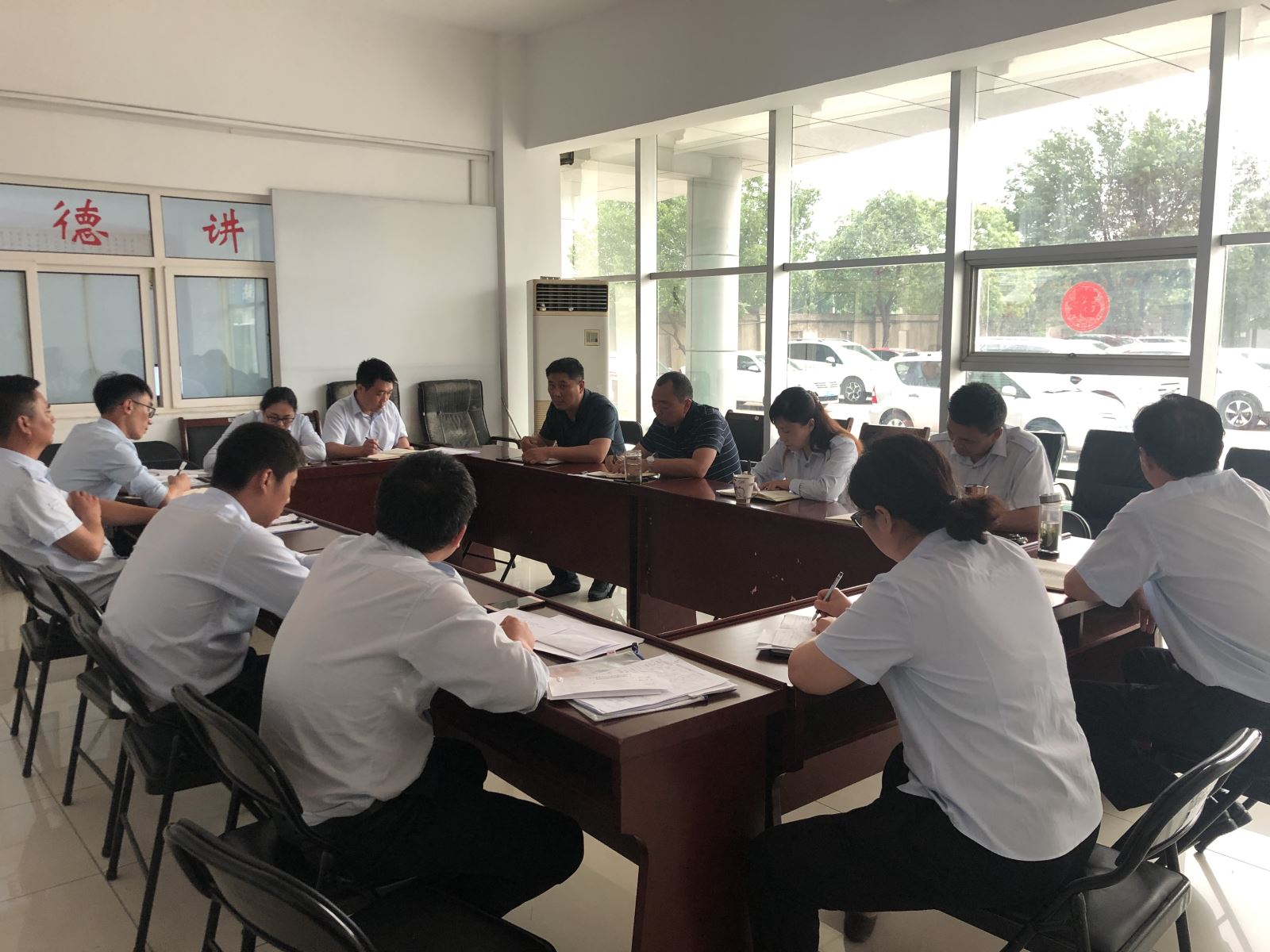 經(jīng)營發(fā)展事業(yè)部組織 《習近平談治國理政》(第三卷)專題學習