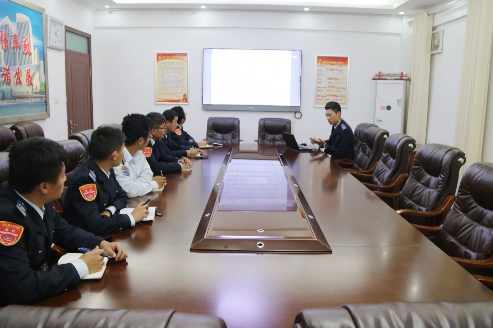 公交集團生產運營部開展“標準化建設”培訓