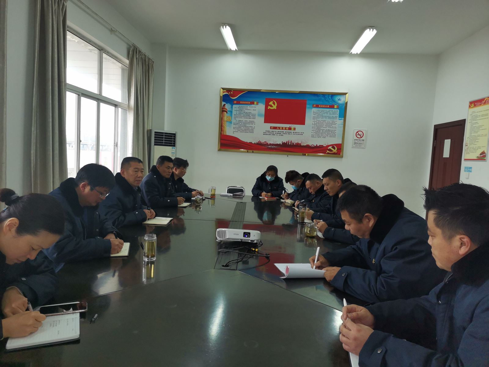 公交集團(tuán)公交事業(yè)二部召開(kāi)春節(jié)“收心會(huì)”