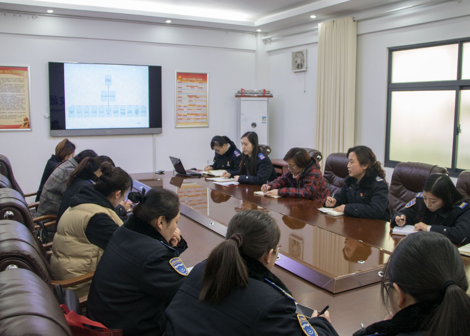 公交集團(tuán)開(kāi)展信息宣傳報(bào)道和公文寫作培訓(xùn)