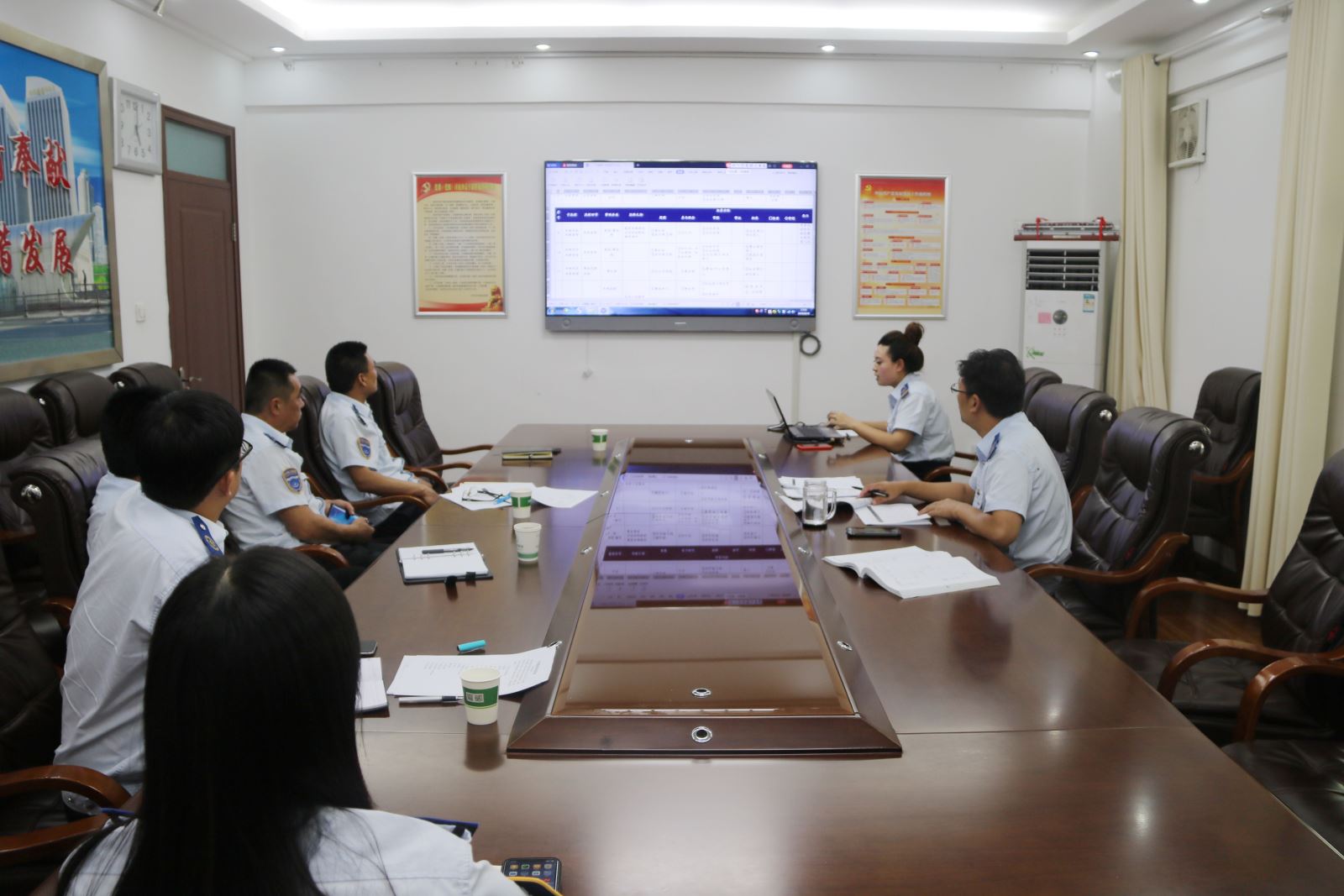 公交集團(tuán)召開內(nèi)控體系建設(shè)階段匯報會