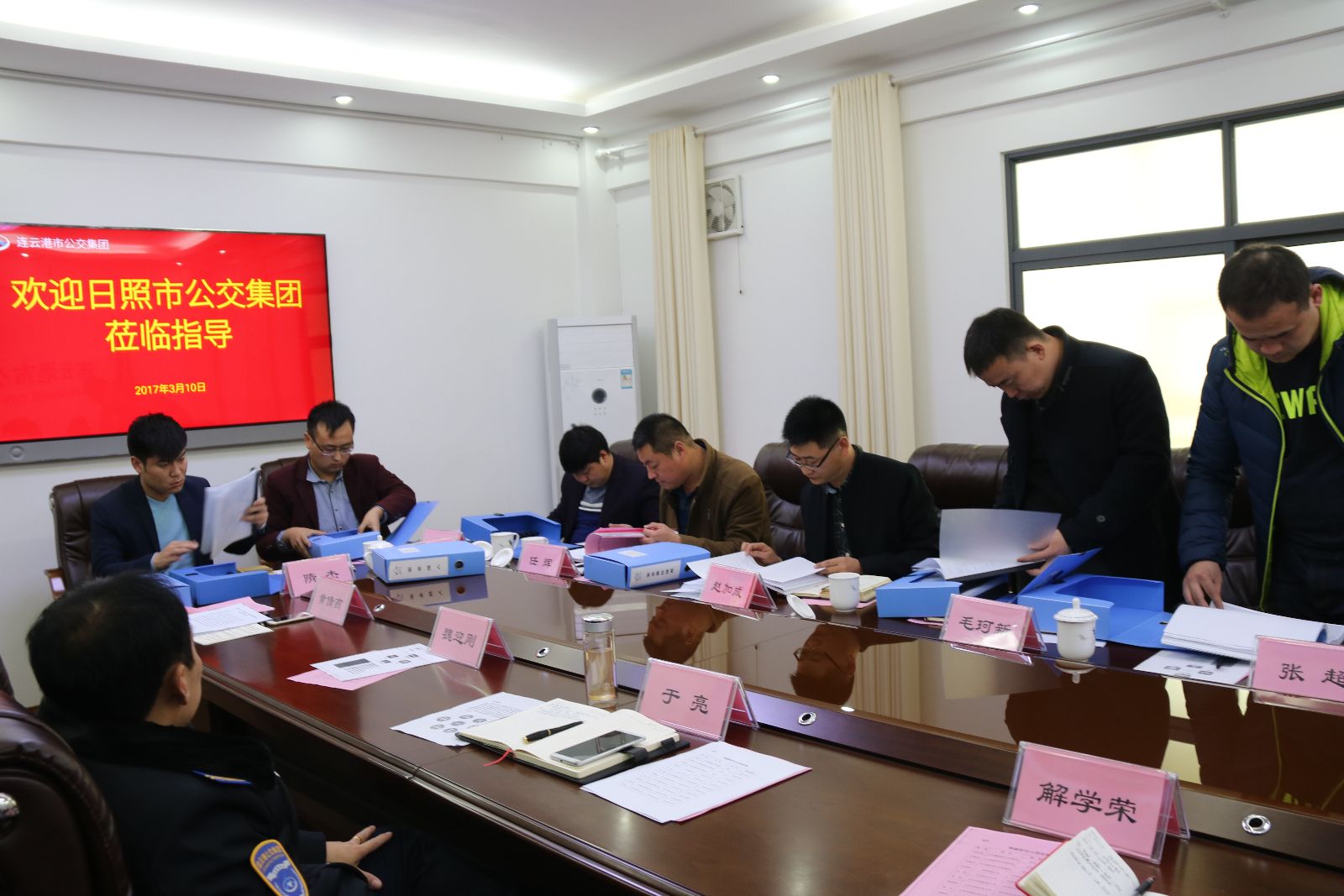 日照公交來連云港公交考察學(xué)習(xí)安全管理經(jīng)驗(yàn)